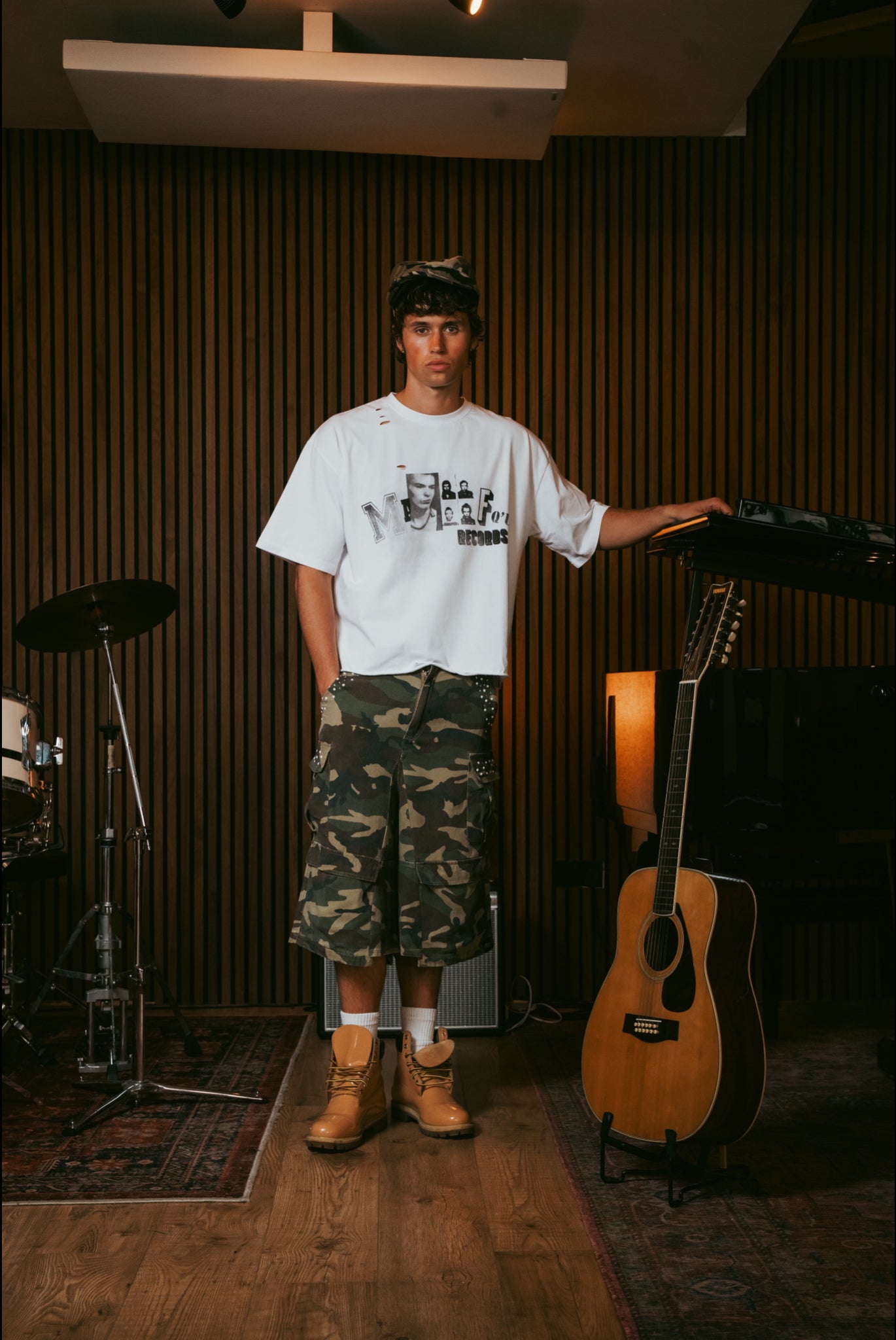 RECORDS TEE