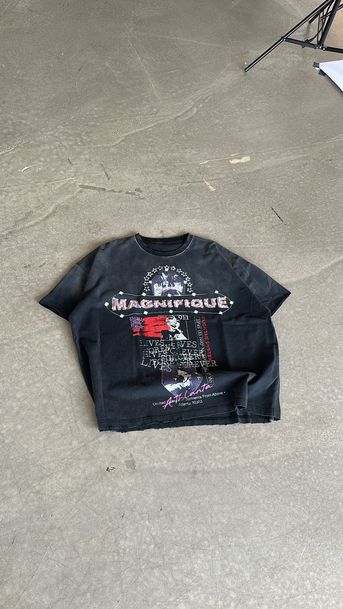 Vintage Lives Forever Tee